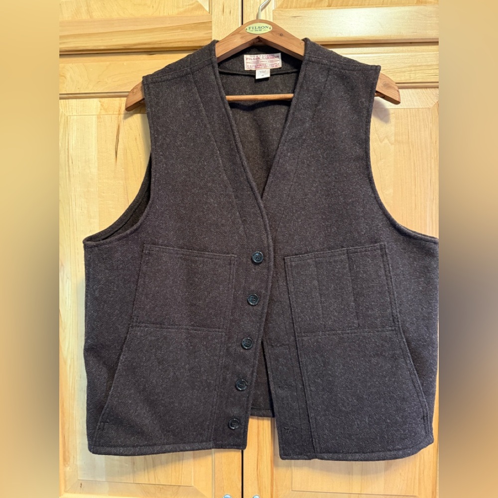 Men’s Filson Wool vest